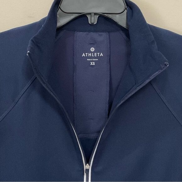Athleta 1/2 Zip Pullover Navy Blue Tech Jacket Sz XS Active Athletic - Picture 2 of 7